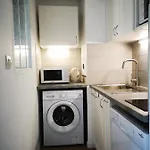 Avec Piscine Et Garage Proche Et Commerces