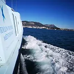 Avec Piscine Et Garage Proche Et Commerces Appartement