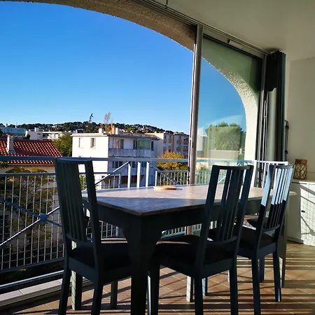 Avec Piscine Et Garage Proche Et Commerces Appartement La Seyne-sur-Mer